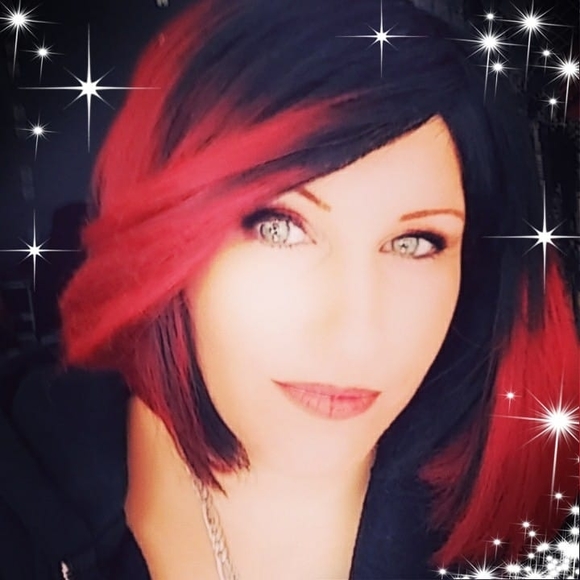 Meet your Posher, Kasey - Picture 1 of 1